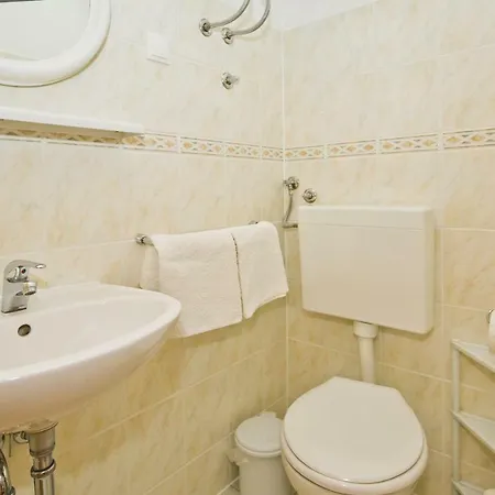 Oliva Апартаменты Хвар