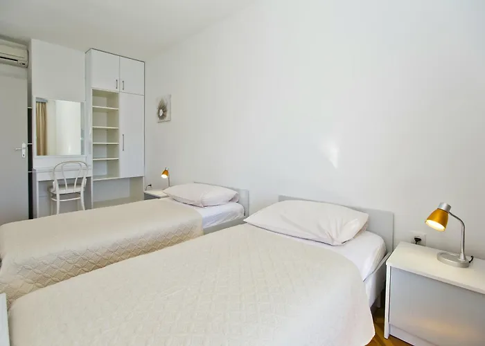 Apartment Summer Oliva Hvar Hvar Town