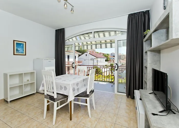 Summer Oliva Hvar Lägenhet *