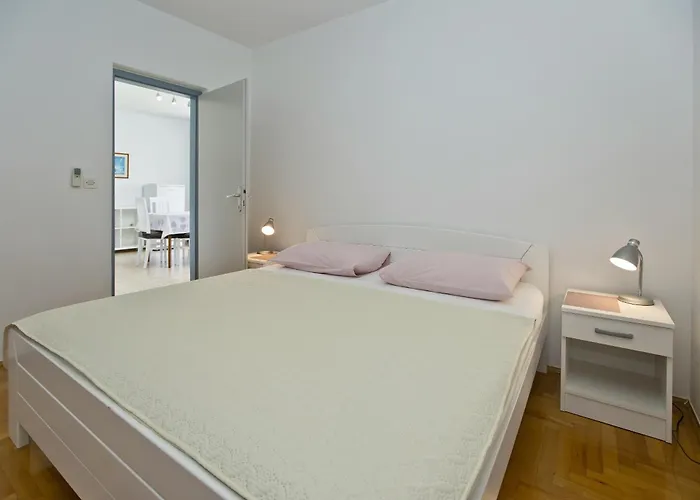 Summer Oliva Hvar Hvar Town