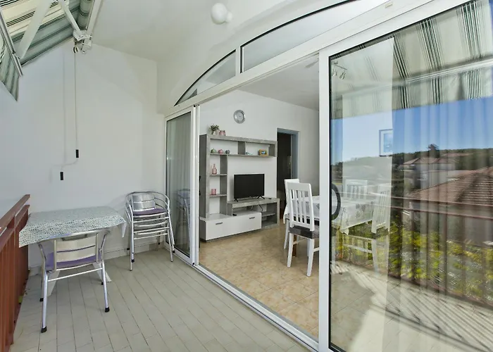 Apartment Summer Oliva Hvar *