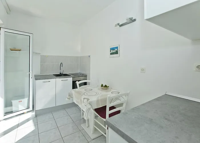 Apartment Summer Oliva Hvar