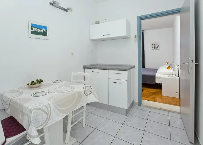 Apartment Summer Oliva Hvar