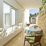 Summer Oliva Hvar Διαμέρισμα Χβαρ