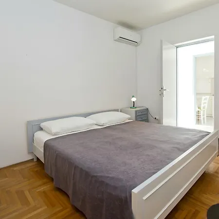 Apartment Summer Oliva Hvar Hvar Town